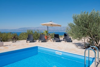 Holiday home in Islands