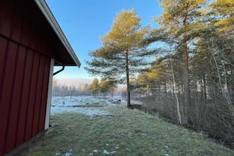 Trebäddsrum med WC och delad dusch