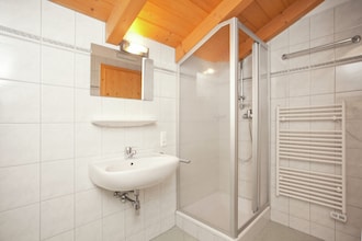 Chalets im Wald