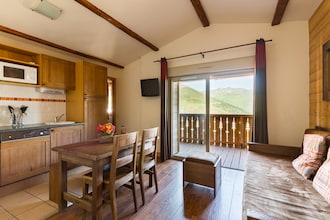 Residence Les Chalets de l'Adet 1