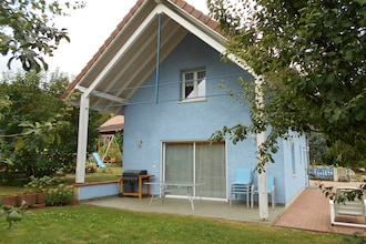 Vakantiehuizen Haut Rhin EUR-FR-68160-01