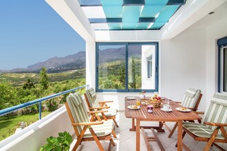 Villa Anemos