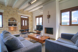 Villa Ikaros