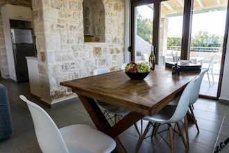 Villa Ikaros