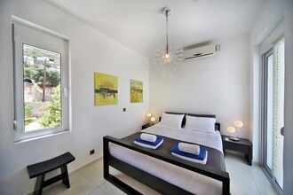 Villa Maria II