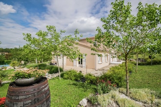 Vakantiehuizen Charente EUR-FR-16130-04