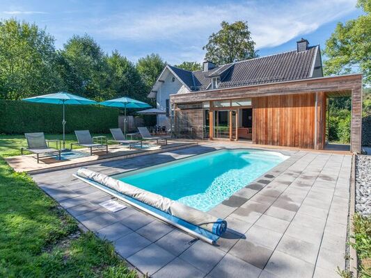 Exclusief vakantiehuis in Spa met privézwembad en bubbelbad