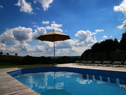 Vakantiehuis met privé zwembad in Cetturu (België) voor 12 personen