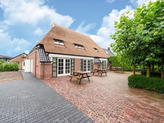 Vakantiehuis in Noardburgum (Nederland) 4 honden zijn welkom