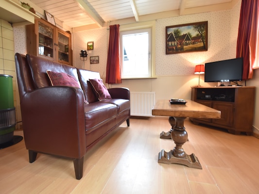 Ferienhaus mit umzäuntem Garten in Den ham (Nederland) und 1 Hund erlaubt