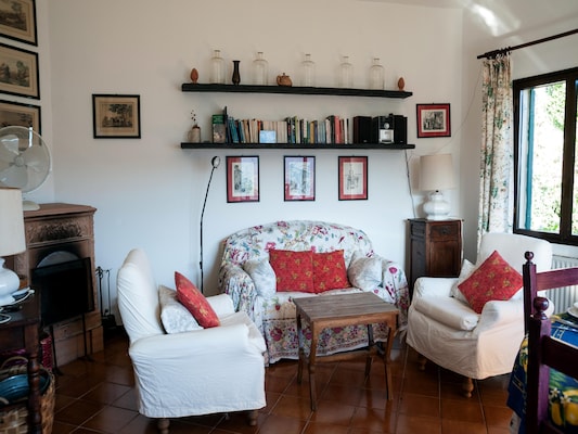 Ferienhaus mit umzäuntem Garten in Stellanello (Italien) und 1 Hund erlaubt