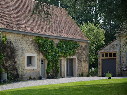 Ferienhaus mit umzäuntem Garten in Wierre-Effroy (Londefort) (Frankreich) und 2 Hunde erlaubt