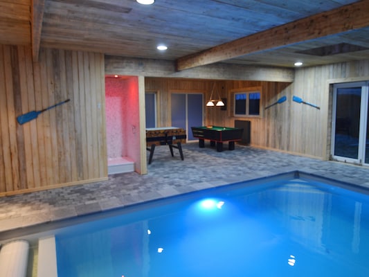 Vakantiehuis met privé zwembad in Sourbrodt (België) voor 14 personen