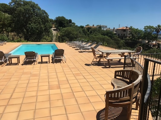 Ferienhaus in Castell d%$&Aro (Spanien) und 4 Hunde erlaubt