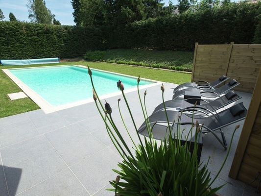 Modern herenhuis in Hastière-par-Delà met privézwembad