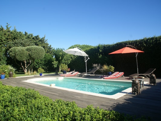 Ferienhaus mit umzäuntem Garten in Saint-Tropez (Frankreich) und 1 Hund erlaubt