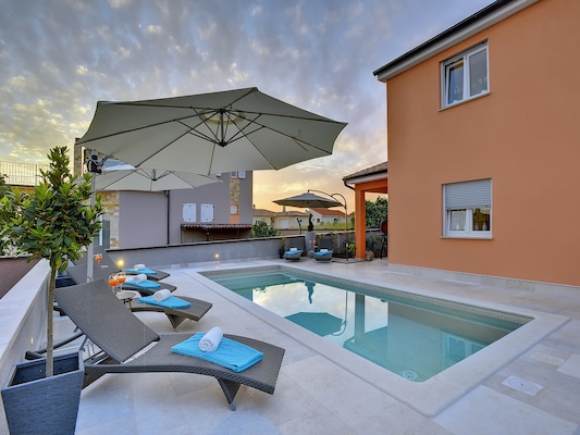 Ferienhaus mit umzäuntem Garten in Jadreski  (pula) (Kroatien) und 1 Hund erlaubt