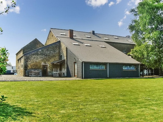 Ferienhaus mit umzäuntem Garten in Anthisnes (Belgien) und 1 Hund erlaubt