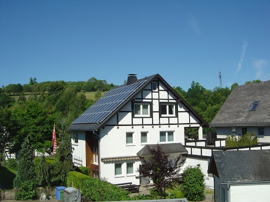 Vakantiehuis met omheinde tuin in Olsberg Assinghausen (Duitsland) 4 honden zijn welkom
