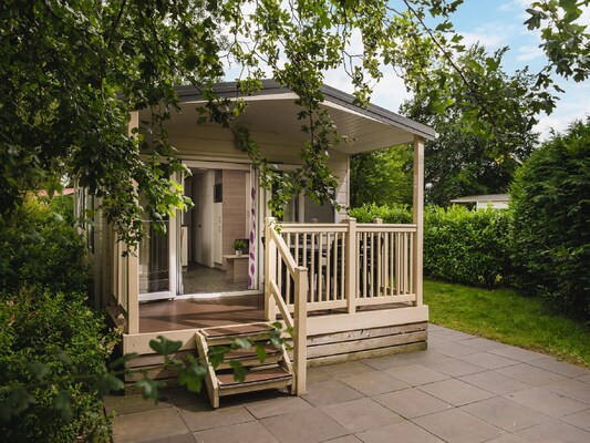 Vakantiehuis met zwembad in Zuna (Nederland) voor 2 personen