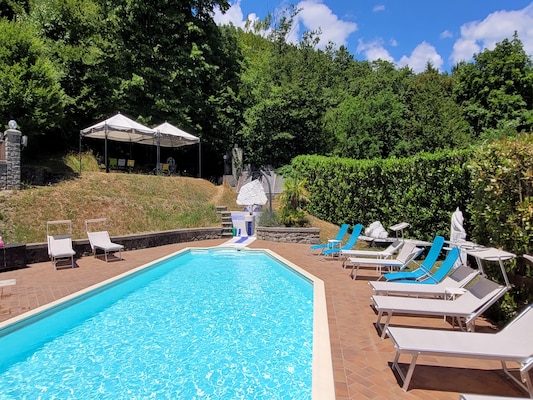 Vakantiehuis met privé zwembad in Pistoia (Italië) voor 12 personen