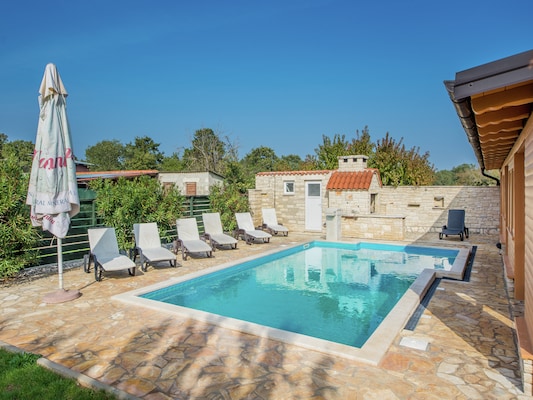 Vakantiehuis met privé zwembad in Barbariga-Betiga (Kroatië) voor 15 personen