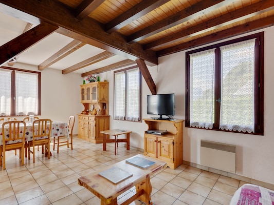 Vakantiehuis in Montagny (Frankrijk) 1 hond is welkom