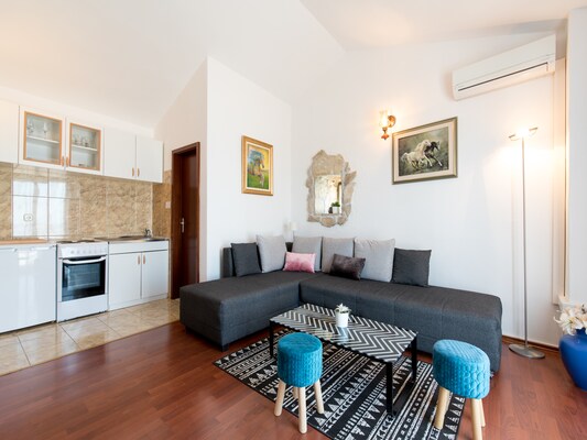 Ferienhaus in Podstrana (Kroatien) und 1 Hund erlaubt