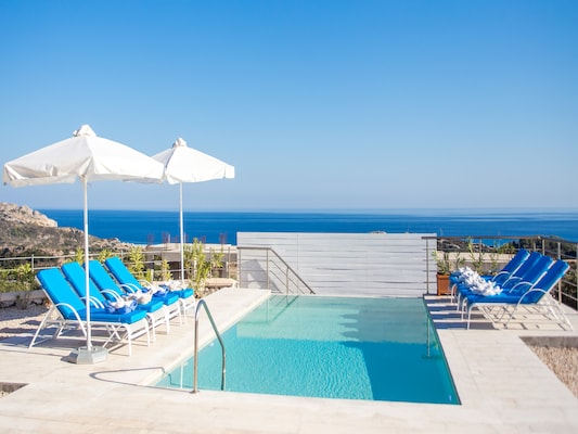 Vakantiehuis met privé zwembad in Kalythies (Griekenland) voor 8 personen