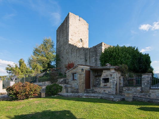 Vakantiehuis met omheinde tuin in Petrella Guidi (Italië) 1 hond is welkom