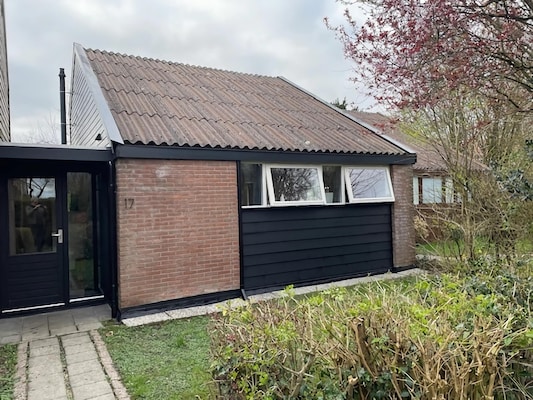 Ferienhaus mit umzäuntem Garten in Warmenhuizen (Niederlande) und 3 Hunde erlaubt