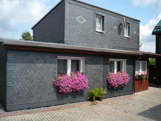 Vakantiehuis in Neustadt am Rennsteig (Duitsland) 2 honden zijn welkom