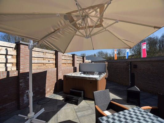 Vakantiehuis met omheinde tuin in Walem (Nederland) 2 honden zijn welkom