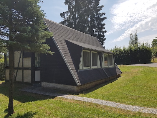 Ferienhaus in Gerolstein - Hinterhausen (Deutschland) und 2 Hunde erlaubt