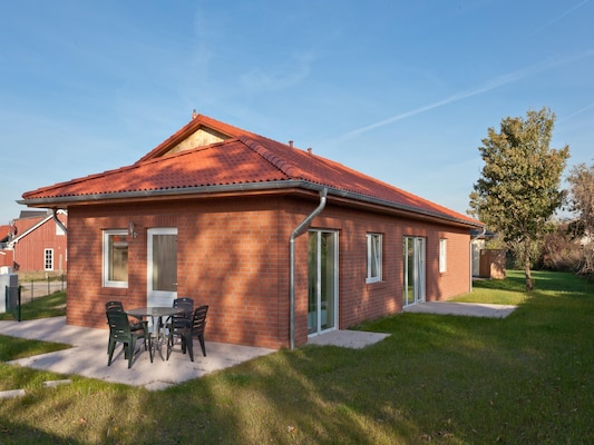 Ferienhaus mit umzäuntem Garten in Zierow (Deutschland) und 2 Hunde erlaubt