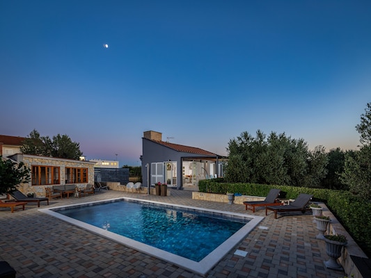 Vakantiehuis met privé zwembad in Polaca (Kroatië) voor 12 personen