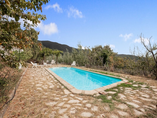 Ferienhaus in Sant Iscle de Vallalta (Spanien) und 2 Hunde erlaubt