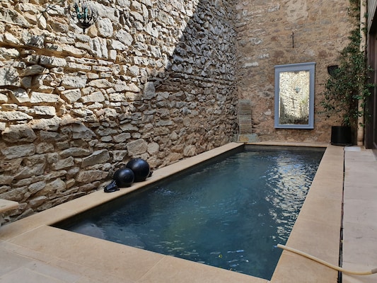 Vakantiehuis met privé zwembad in Olonzac (Frankrijk) voor 5 personen