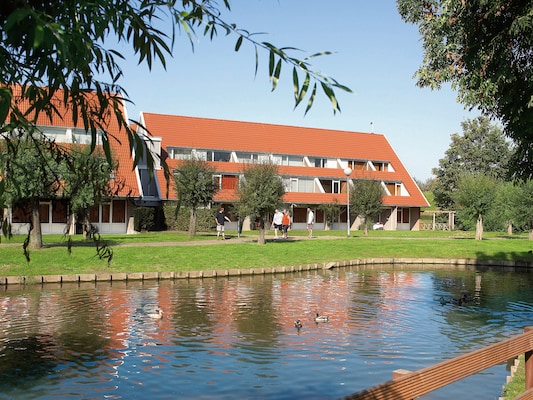 Vakantiehuis met zwembad in Bruinisse (Nederland) voor 4 personen