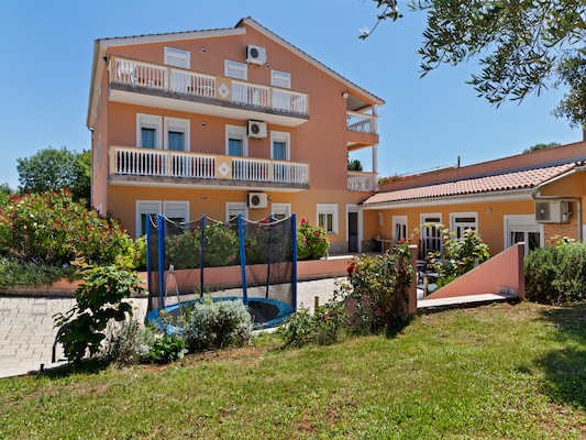 Vakantiehuis met zwembad in Banjole (Kroatië) voor 6 personen