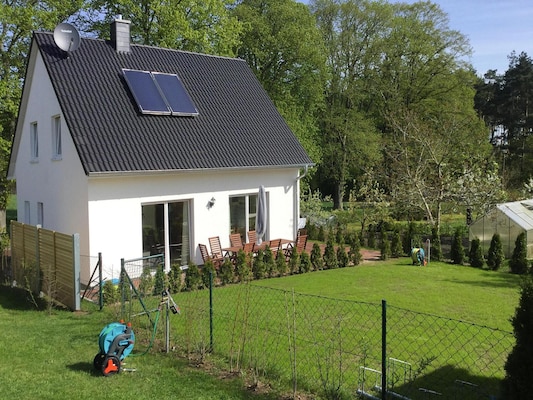 Ferienhaus mit umzäuntem Garten in Plau am See (Deutschland) und 1 Hund erlaubt