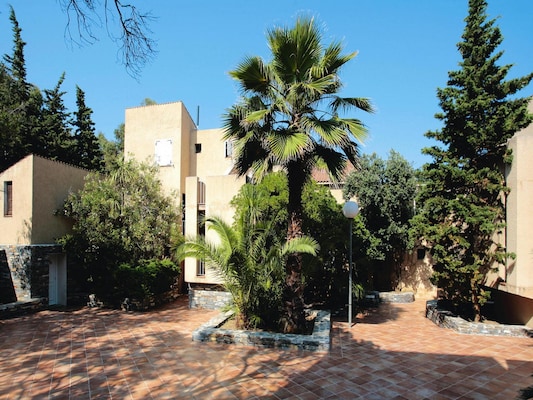 Vakantiehuis met zwembad in Poggio-Mezzana (Frankrijk) voor 4 personen