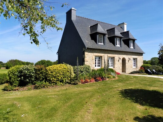 Ferienhaus in Port Blanc-Penvénan (Frankreich) und 1 Hund erlaubt