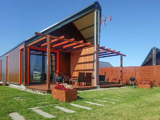 Ferienhaus mit umzäuntem Garten in Jezierzany (Polen) und 1 Hund erlaubt