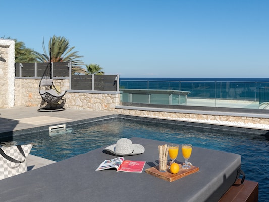 Vakantiehuis met privé zwembad in Lachania (Griekenland) voor 12 personen