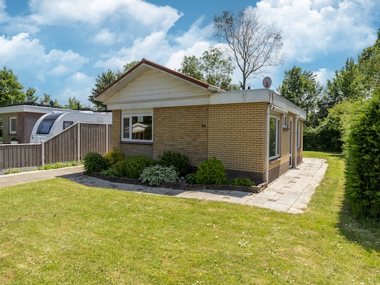 Ferienhaus mit umzäuntem Garten in Baarland (Niederlande) und 2 Hunde erlaubt