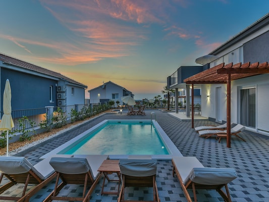 Vakantiehuis met privé zwembad in Sukosan (Kroatië) voor 8 personen