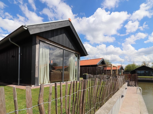 Vakantiehuis in Anjum (Nederland) 1 hond is welkom