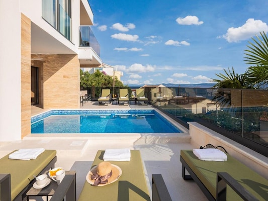 Vakantiehuis met privé zwembad in Trogir (Kroatië) voor 8 personen