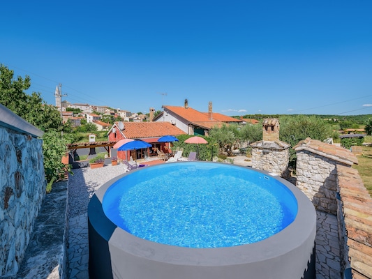 Vakantiehuis met privé zwembad in Visnjan (Kroatië) voor 4 personen